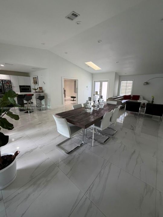 For Rent: $5,500 (4 beds, 3 baths, 2335 Square Feet)