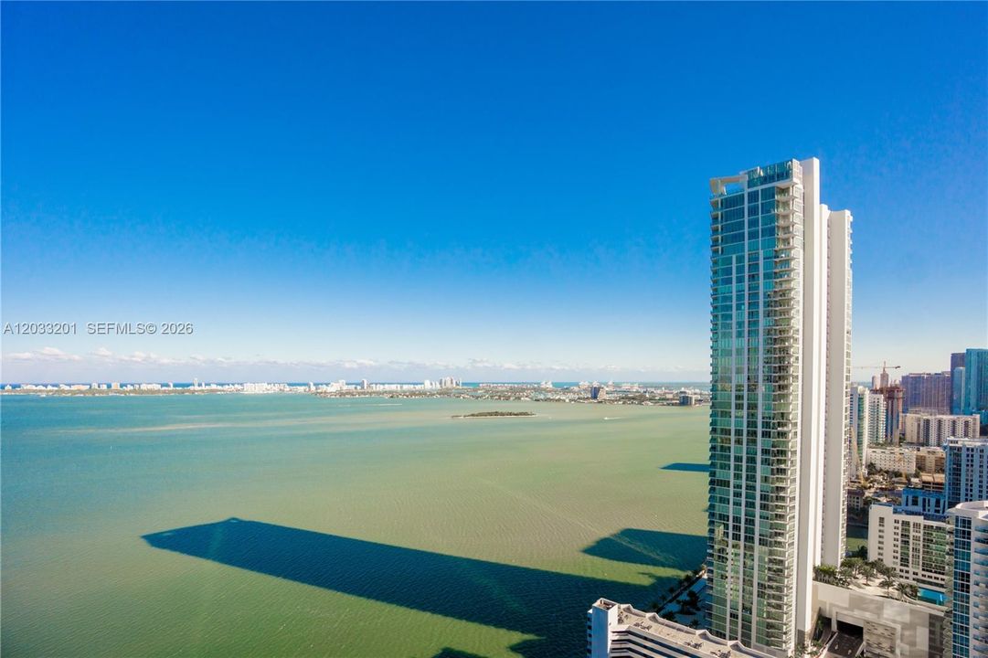 For Rent: $7,000 (2 beds, 3 baths, 1151 Square Feet)