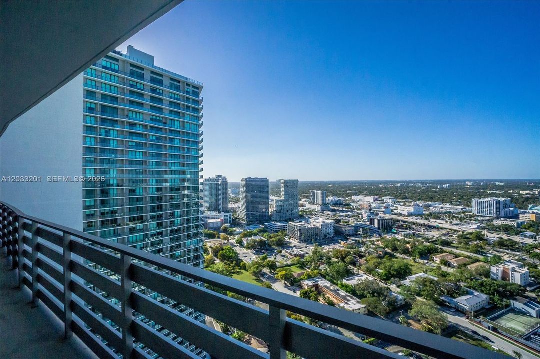 For Rent: $7,000 (2 beds, 3 baths, 1151 Square Feet)