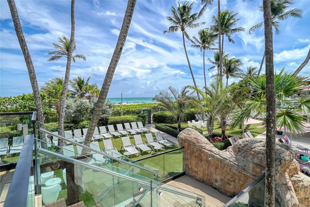 For Sale: $499,999 (1 beds, 1 baths, 750 Square Feet)