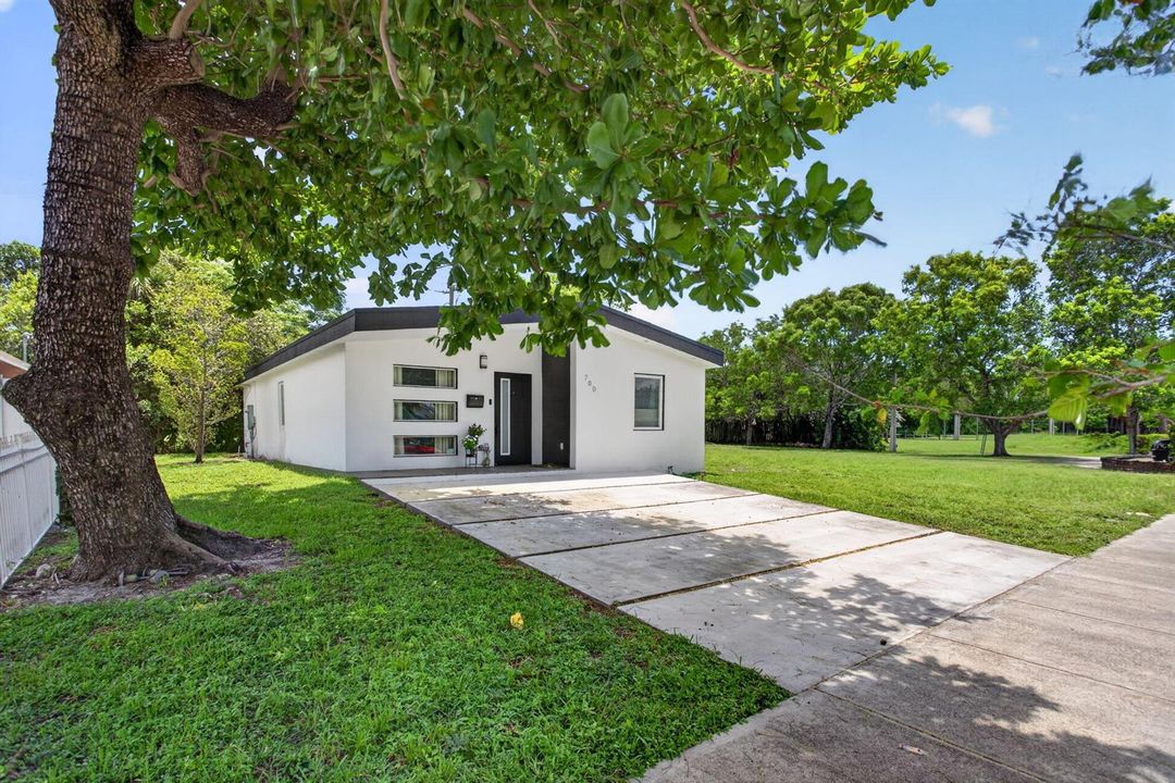 1-web-or-mls-700-2379