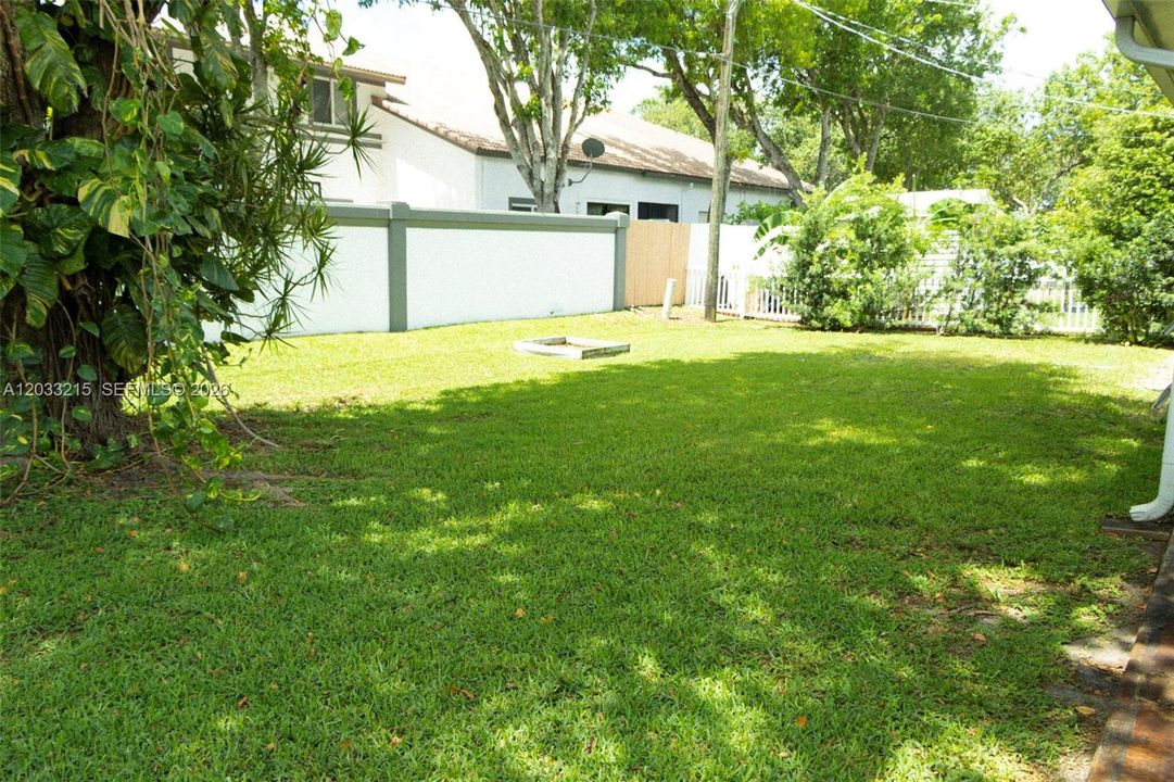 For Sale: $495,000 (3 beds, 2 baths, 1520 Square Feet)
