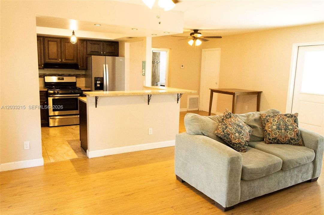 For Sale: $495,000 (3 beds, 2 baths, 1520 Square Feet)