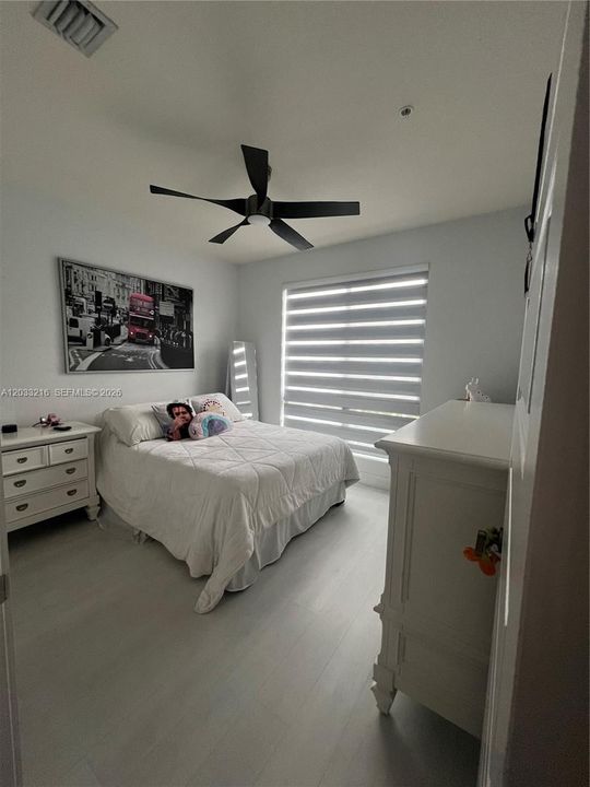 For Sale: $524,900 (3 beds, 2 baths, 1129 Square Feet)