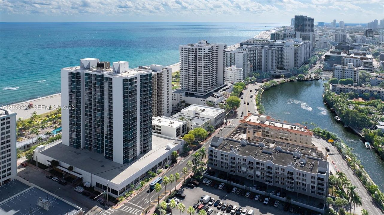 For Sale: $1,299,000 (2 beds, 2 baths, 1645 Square Feet)