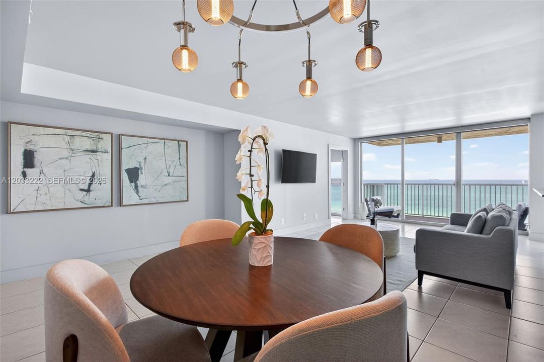 For Sale: $1,299,000 (2 beds, 2 baths, 1645 Square Feet)