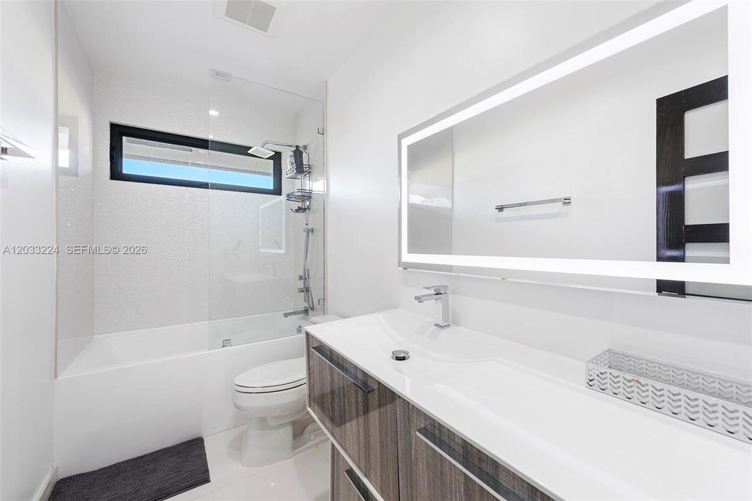 En Renta: $22,000 (4 camas, 4 baños, 2920 Pies cuadrados)