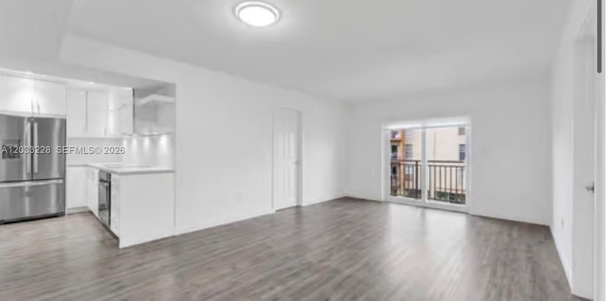 For Rent: $2,100 (2 beds, 2 baths, 782 Square Feet)