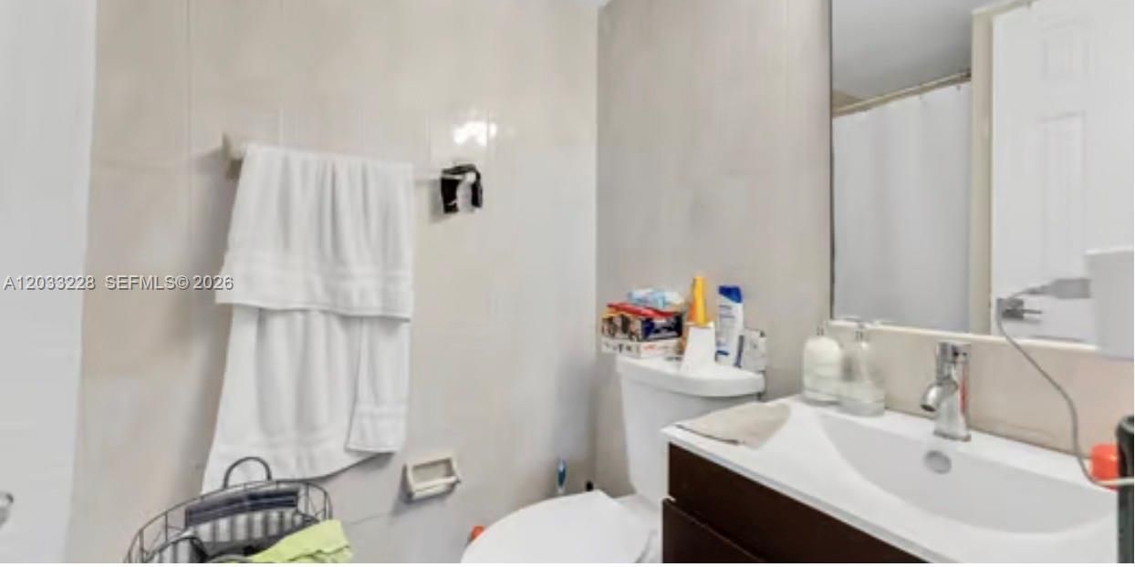 For Rent: $2,100 (2 beds, 2 baths, 782 Square Feet)
