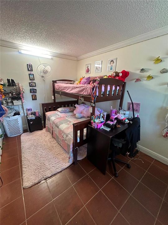 For Rent: $2,900 (3 beds, 2 baths, 1275 Square Feet)