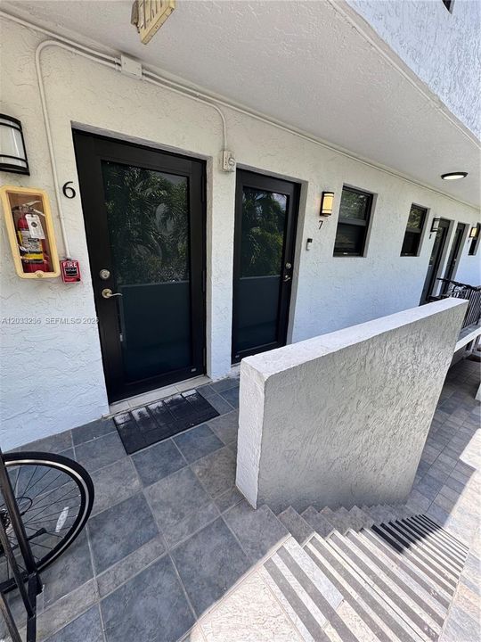 For Rent: $2,600 (2 beds, 1 baths, 1600 Square Feet)