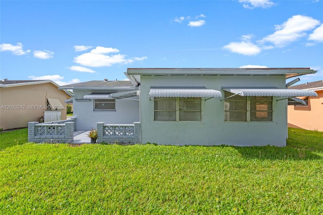 For Rent: $2,500 (2 beds, 1 baths, 1062 Square Feet)