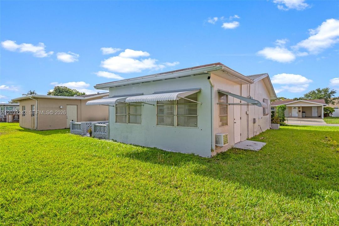 For Rent: $2,500 (2 beds, 1 baths, 1062 Square Feet)