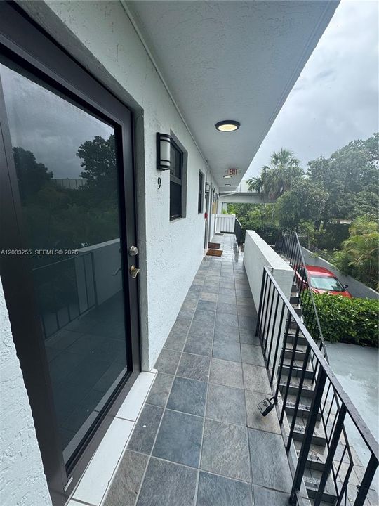 For Rent: $2,650 (2 beds, 1 baths, 1600 Square Feet)