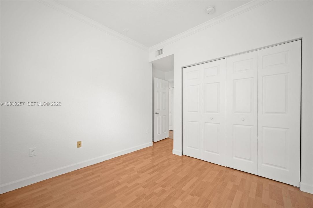 En Venta: $319,900 (3 camas, 2 baños, 992 Pies cuadrados)