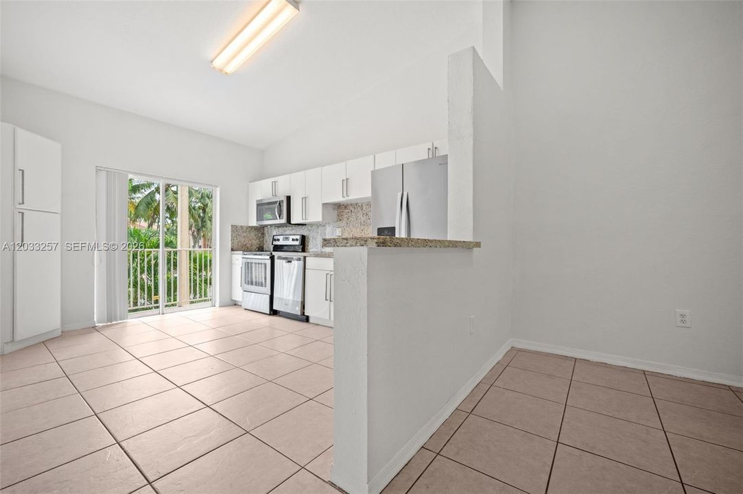 En Venta: $319,900 (3 camas, 2 baños, 992 Pies cuadrados)