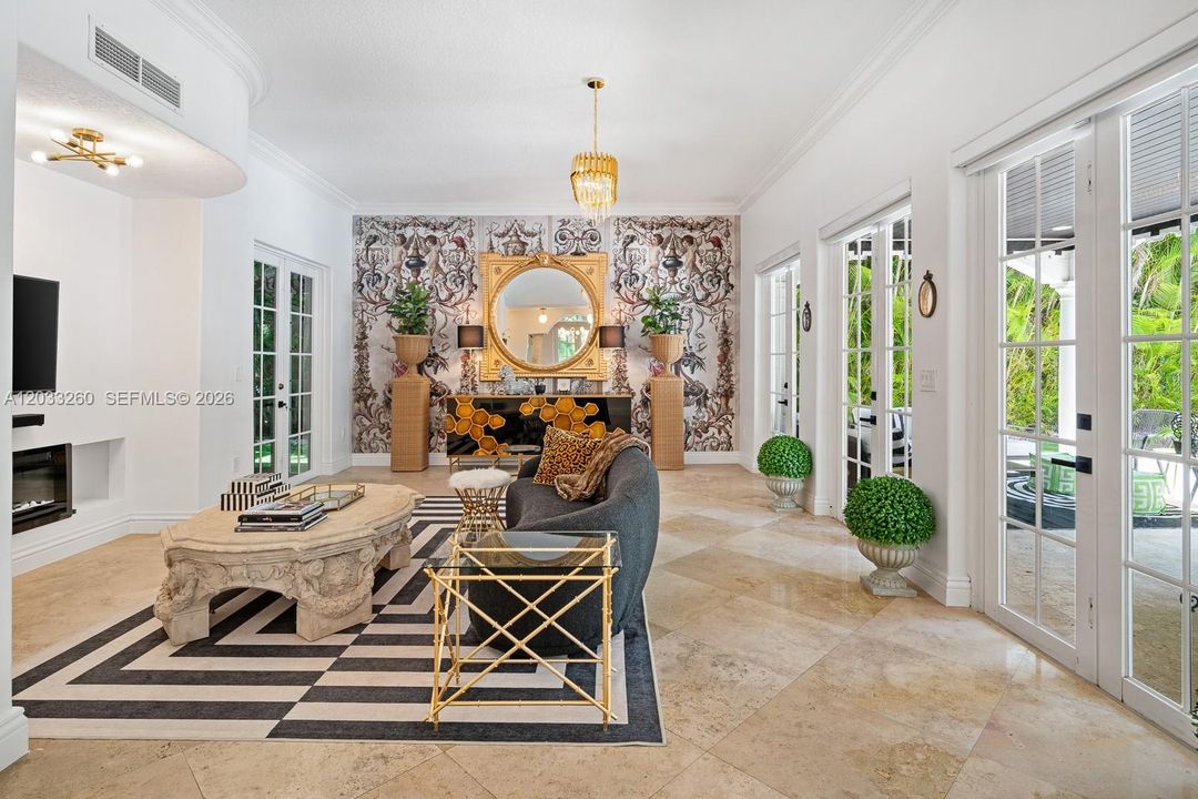 For Rent: $17,000 (6 beds, 5 baths, 4857 Square Feet)