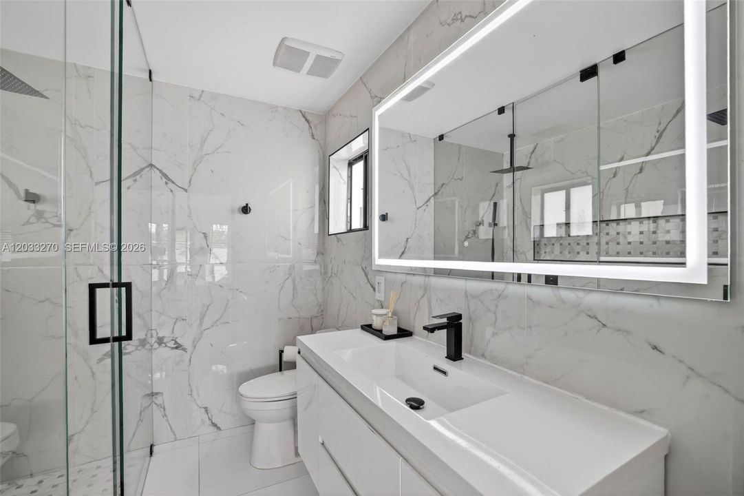 For Sale: $479,900 (4 beds, 2 baths, 1600 Square Feet)