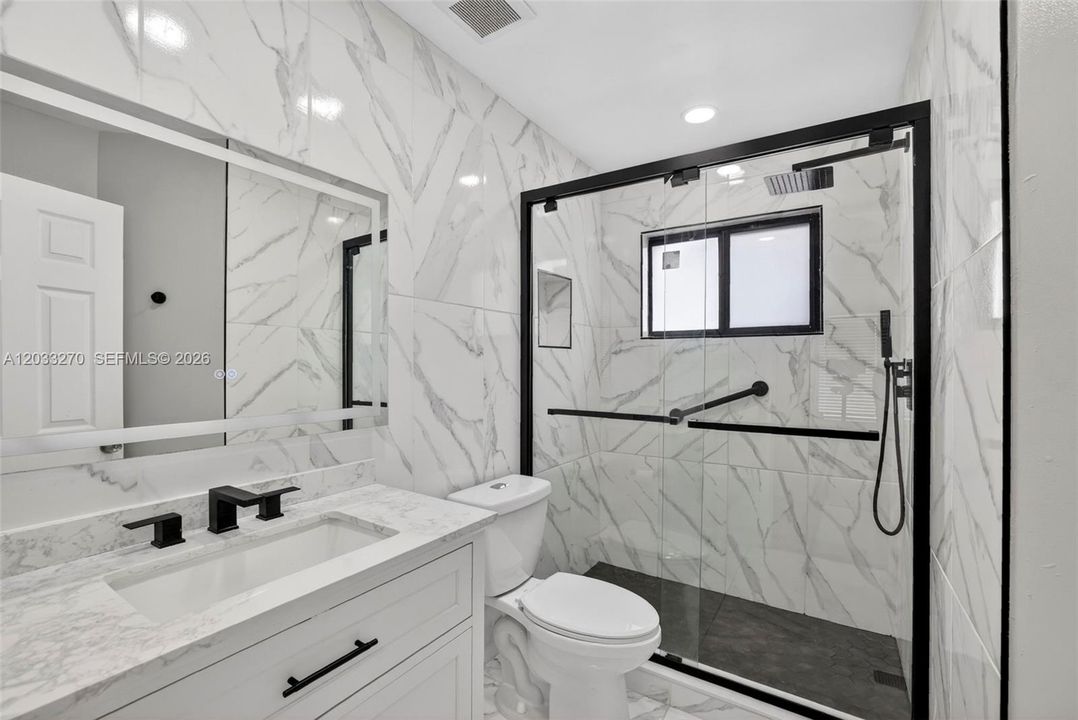 For Sale: $479,900 (4 beds, 2 baths, 1600 Square Feet)
