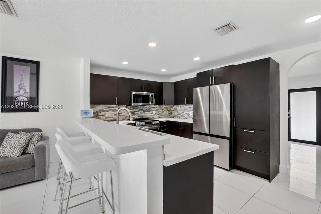For Sale: $479,900 (4 beds, 2 baths, 1600 Square Feet)
