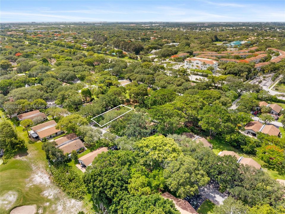 For Sale: $415,000 (2 beds, 2 baths, 1173 Square Feet)