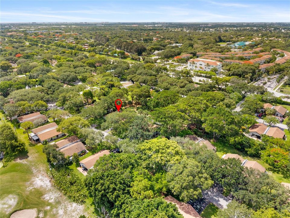 For Sale: $415,000 (2 beds, 2 baths, 1173 Square Feet)