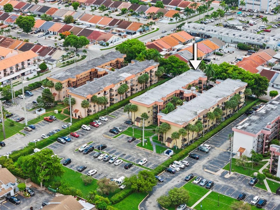 En Venta: $239,900 (2 camas, 2 baños, 812 Pies cuadrados)
