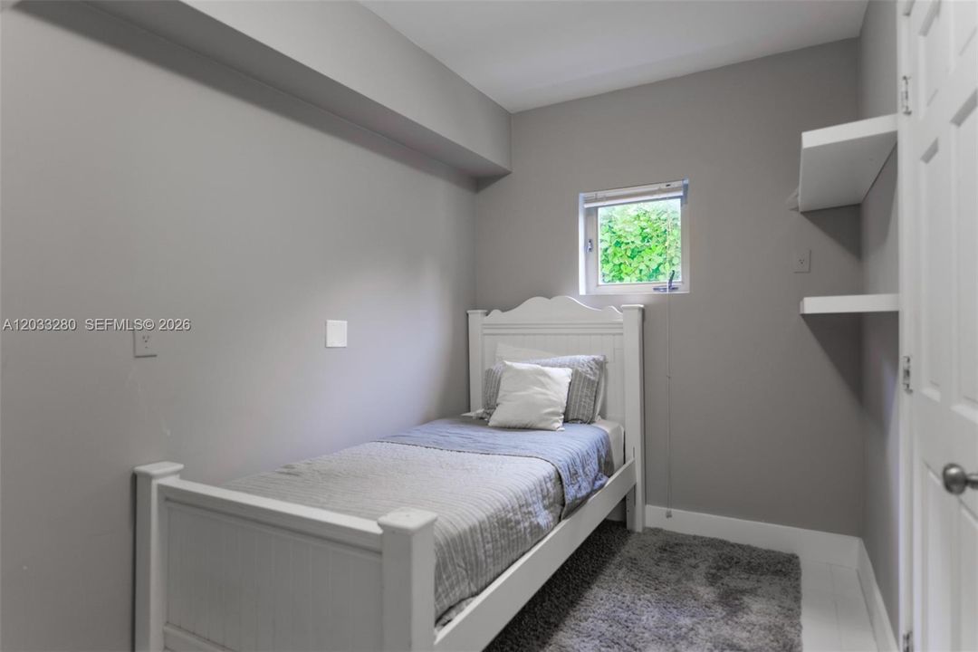 MAID ROOM