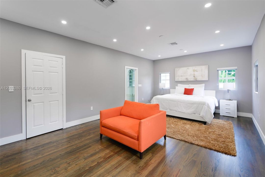 MASTER BEDROOM