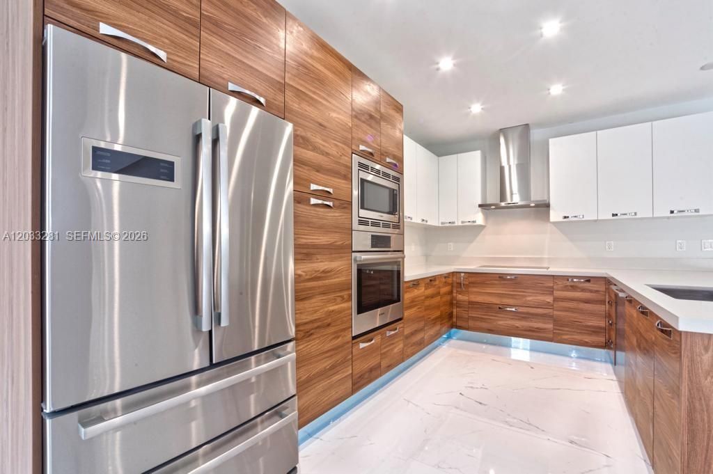 For Rent: $7,800 (2 beds, 2 baths, 2117 Square Feet)