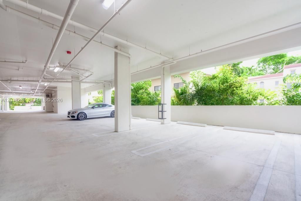 For Rent: $7,800 (2 beds, 2 baths, 2117 Square Feet)