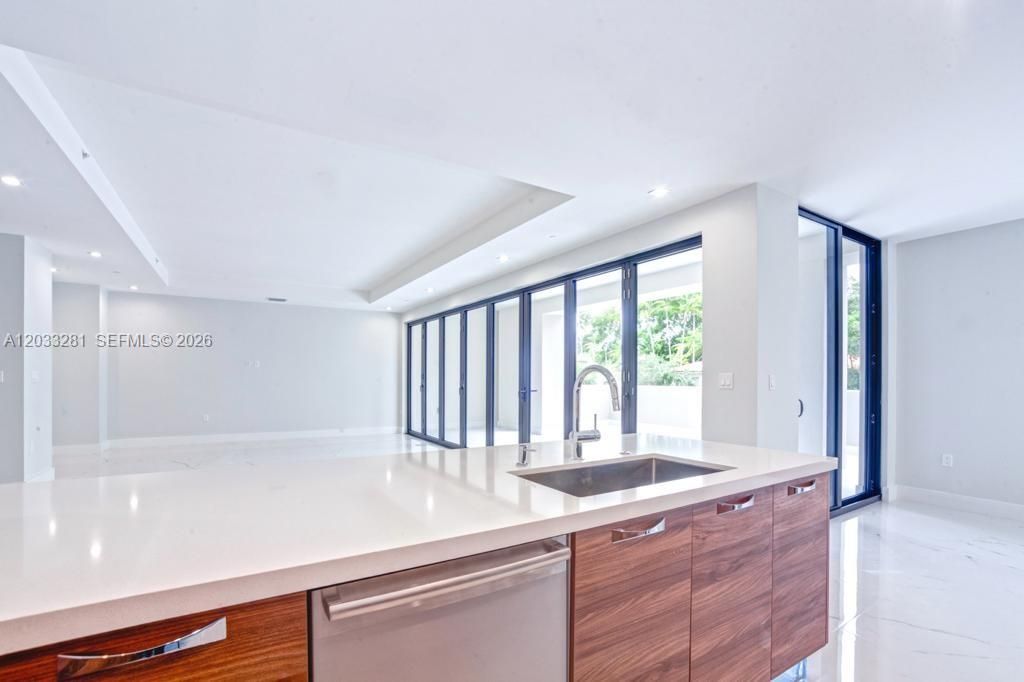 For Rent: $7,800 (2 beds, 2 baths, 2117 Square Feet)