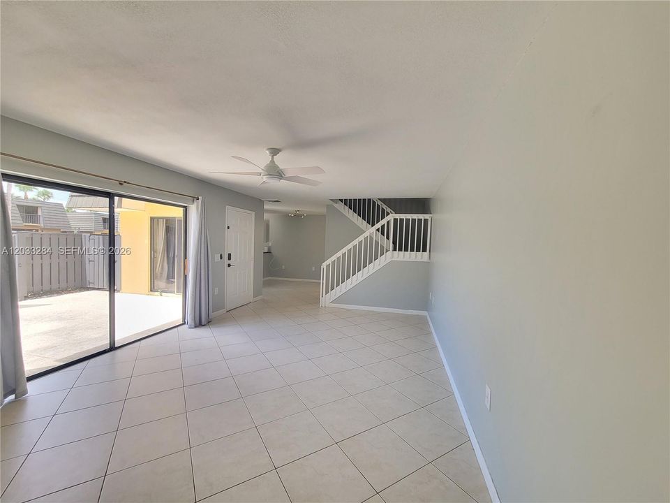 For Sale: $269,999 (2 beds, 2 baths, 1236 Square Feet)