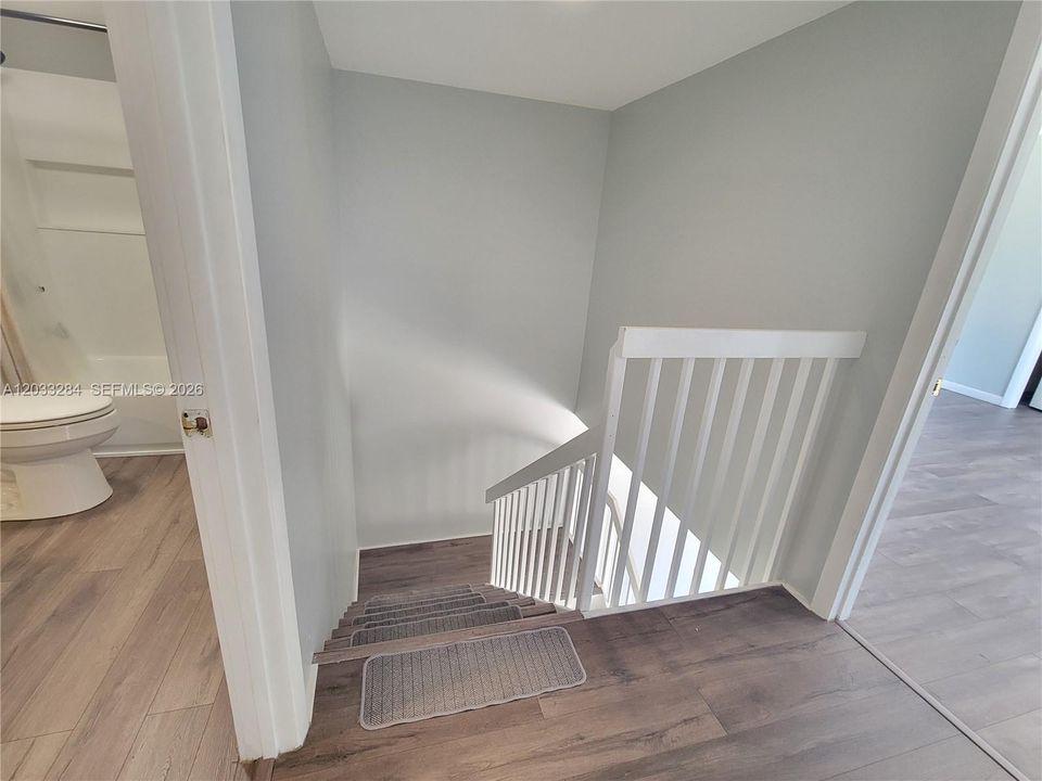For Sale: $269,999 (2 beds, 2 baths, 1236 Square Feet)