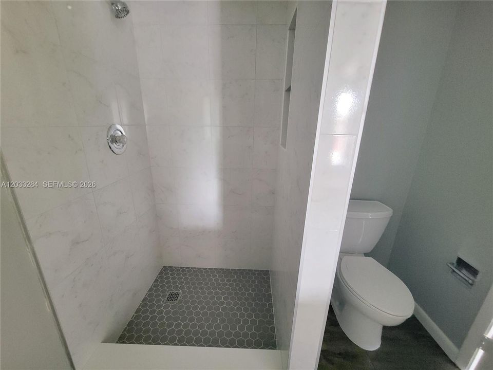For Sale: $269,999 (2 beds, 2 baths, 1236 Square Feet)