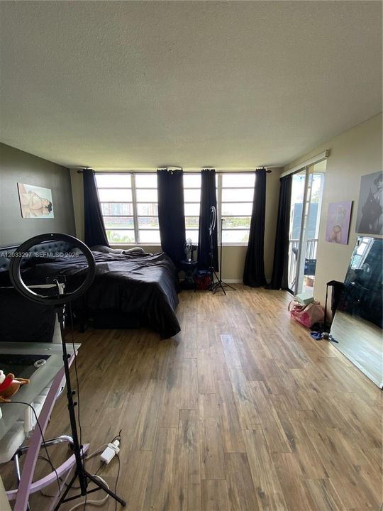 For Sale: $180,000 (2 beds, 2 baths, 1315 Square Feet)