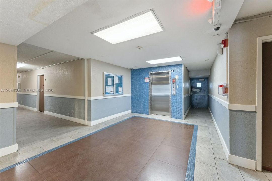 For Sale: $250,000 (2 beds, 2 baths, 1175 Square Feet)