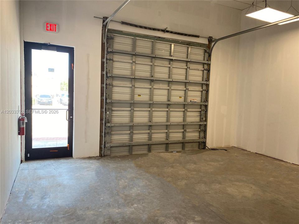 300 SW 17th AVE - SUITE 4