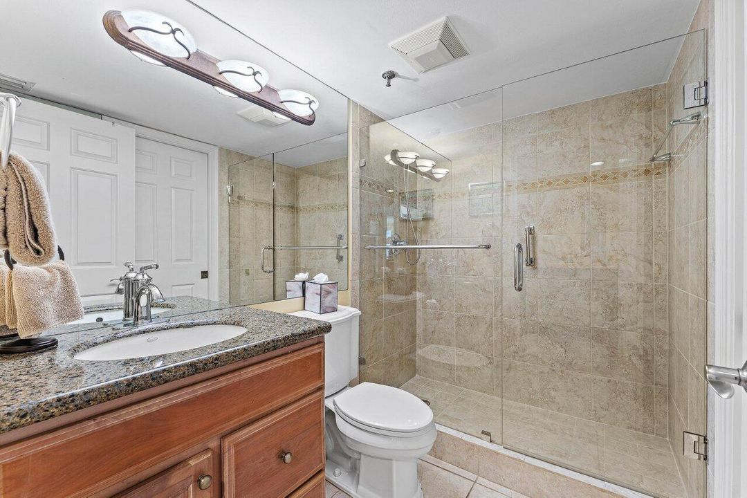 2nd /Guest Bath