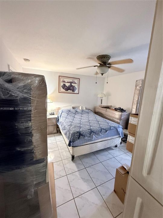 En Venta: $330,000 (3 camas, 2 baños, 1288 Pies cuadrados)