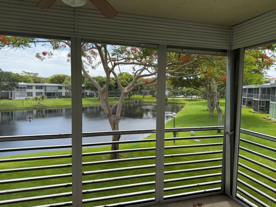 For Rent: $2,750 (3 beds, 3 baths, 1620 Square Feet)