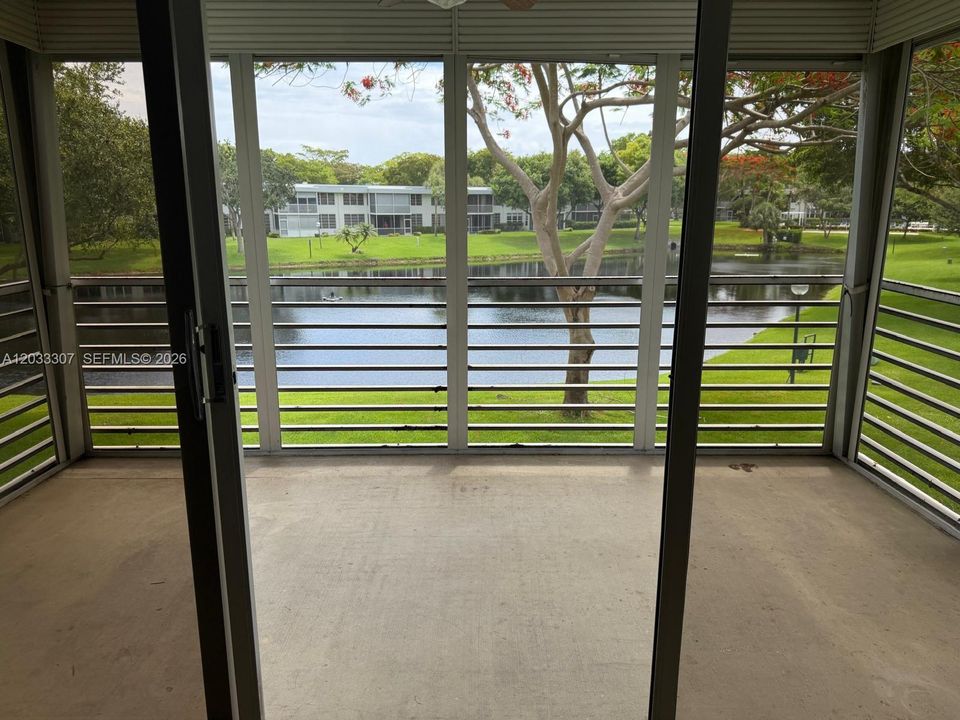 For Rent: $2,750 (3 beds, 3 baths, 1620 Square Feet)