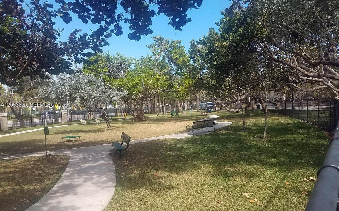 For Rent: $1,900 (1 beds, 1 baths, 492 Square Feet)