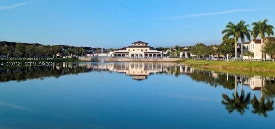 待售: $645,000 (5 贝兹, 4 浴室, 2312 平方英尺)