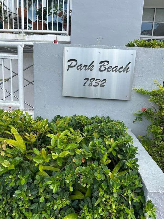 For Sale: $420,000 (2 beds, 1 baths, 780 Square Feet)