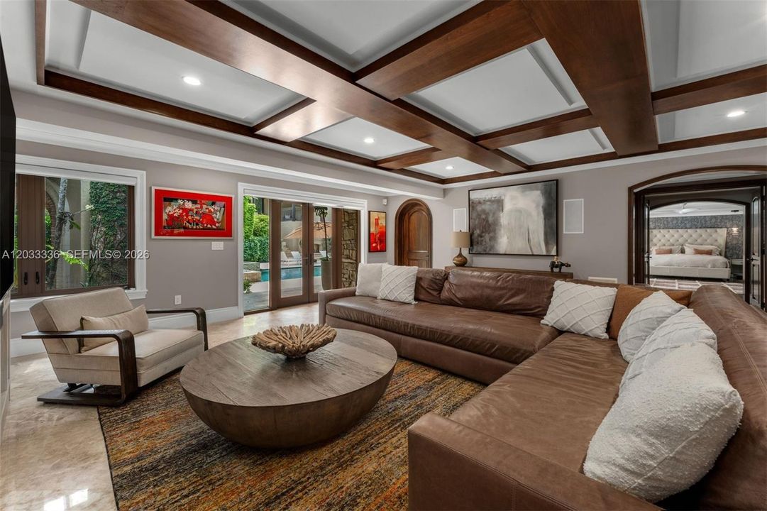 For Rent: $35,000 (6 beds, 8 baths, 6624 Square Feet)