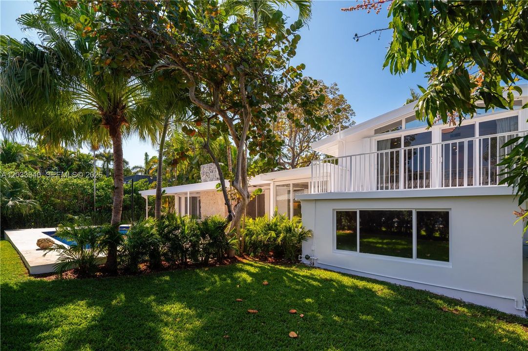 For Sale: $5,799,000 (4 beds, 3 baths, 3382 Square Feet)