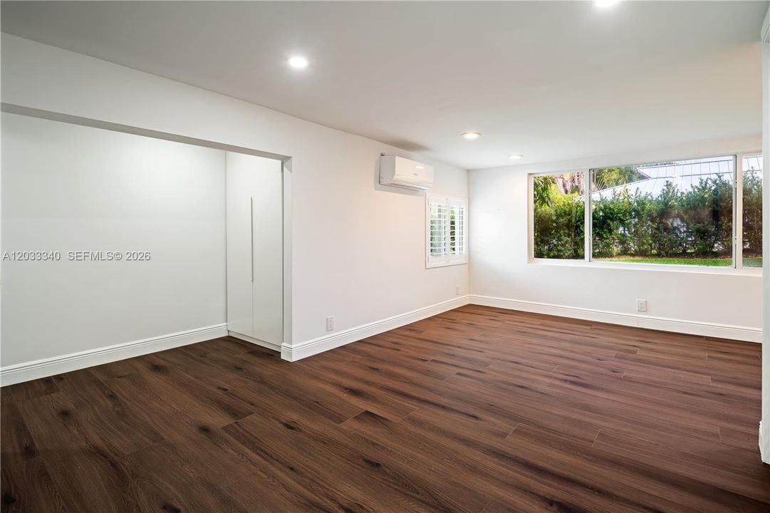 For Sale: $5,799,000 (4 beds, 3 baths, 3382 Square Feet)