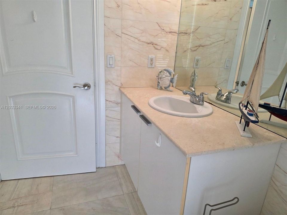 En Renta: $5,000 (2 camas, 2 baños, 1602 Pies cuadrados)