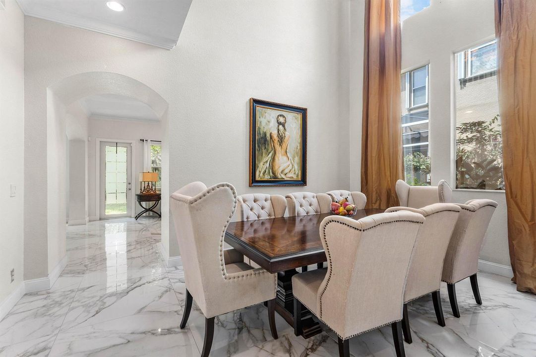 006-599CrestaCircle-WestPalmBeach-FL-334